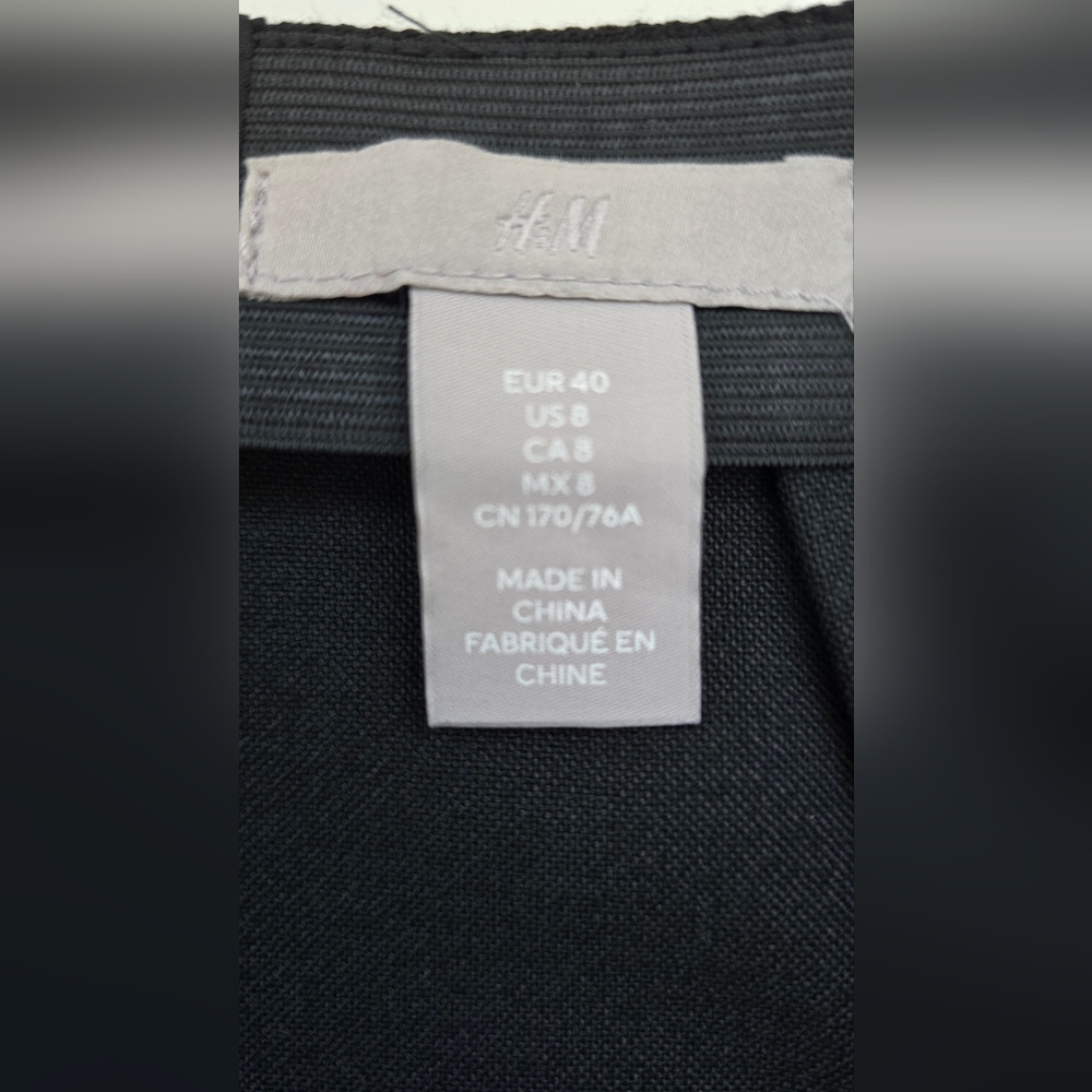 H&M Black Mini Skirt with Gold Buttons Size 8 - Picture 4 of 5